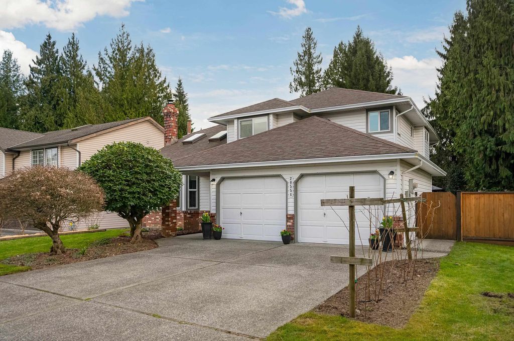 Photo of 20554 94b Avenue, Langley, BC V1M 1H9 (MLS # R3107254)