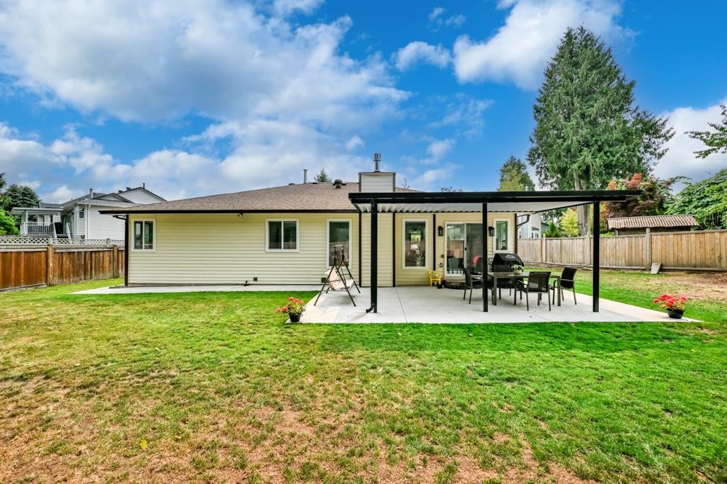 Photo of 12925 65 Avenue, Surrey, BC V3W 9H4 (MLS # R3152008)