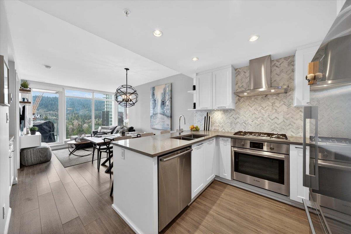 520 Como Lake Avenue 1003