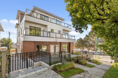 3800 Pender Street 4 Burnaby BC V5C 2L5