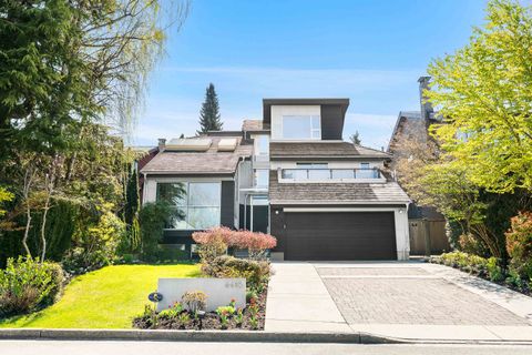 4416 W 1st Avenue Vancouver BC V6R 4J4