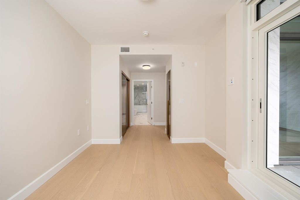 listing image 1105464523988430966