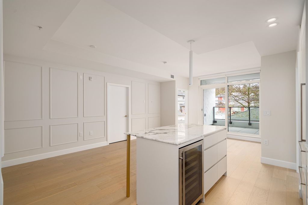 listing image 1105681749831826155