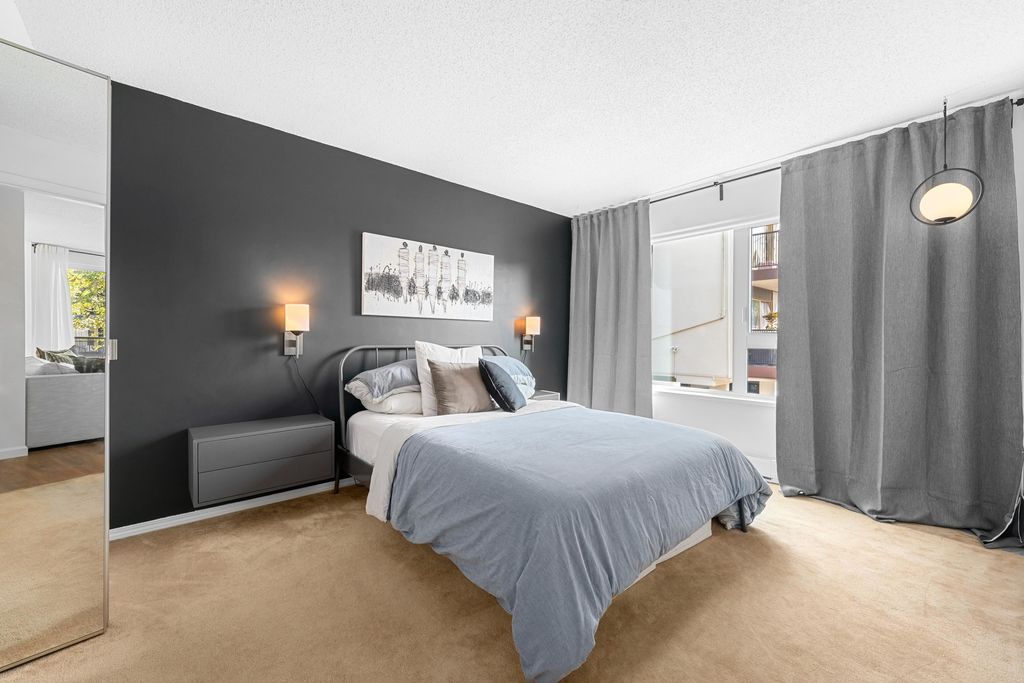 listing image 1109271579732561482