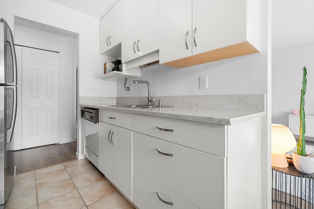 listing image 1108513777667778955