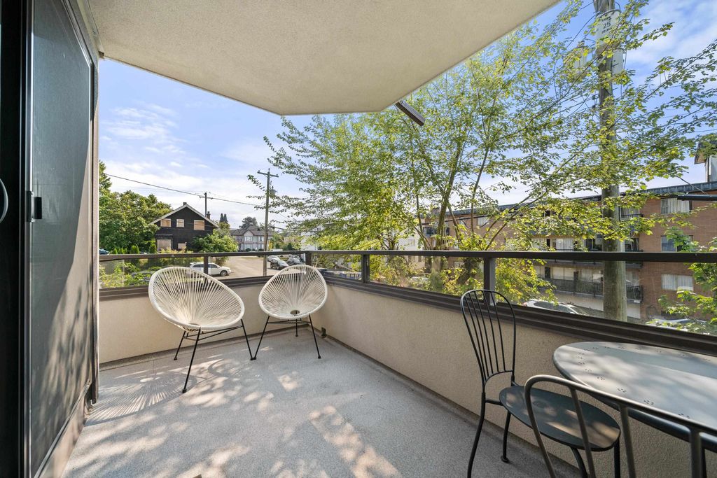listing image 1101861083513259916