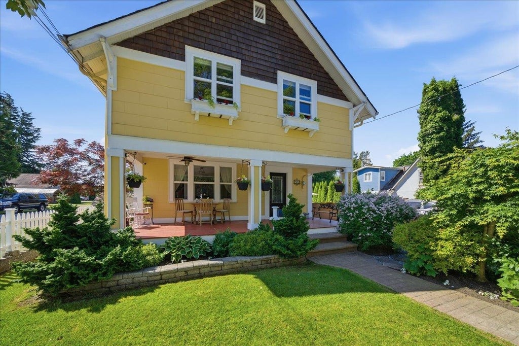 Photo of 20590 Westfield Avenue, Maple Ridge, BC V2X 1L4 (MLS # R3157026)