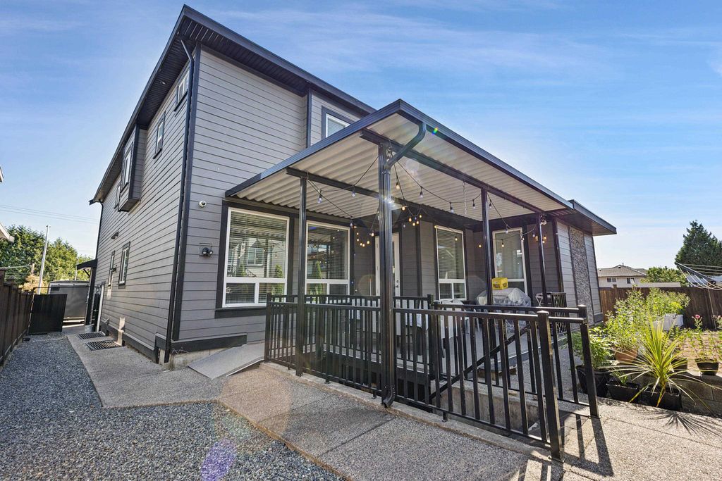 Photo of 18585 56 Avenue, Surrey, BC V3S 9E5 (MLS # R3148410)