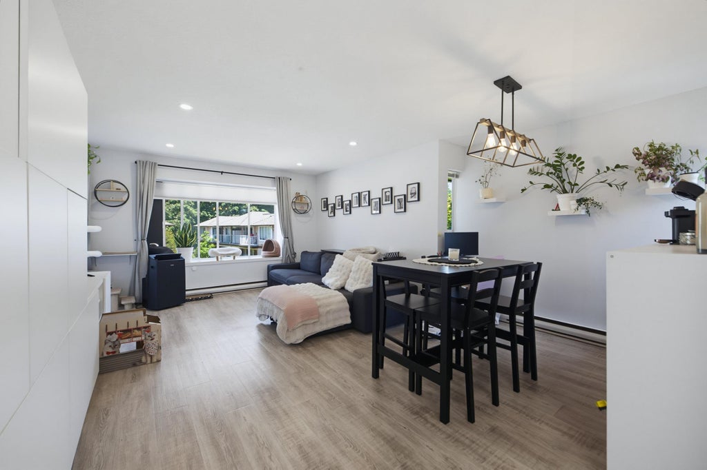 Photo of 1750 Mckenzie Road #1107, Abbotsford, BC V2S 3Z3 (MLS # R3141618)