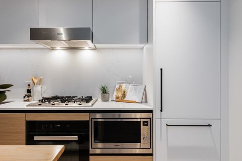 479 W 28th Avenue 162 Vancouver BC V5Y 0P2