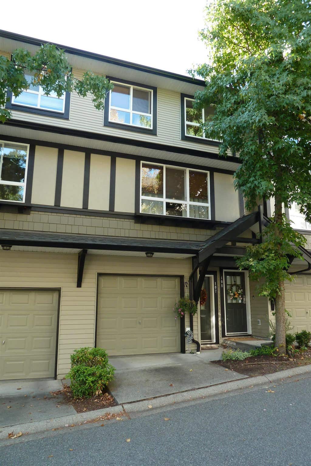 Photo of 6747 203 Street #107, Langley, BC V2Y 3B5 (MLS # R3142576)