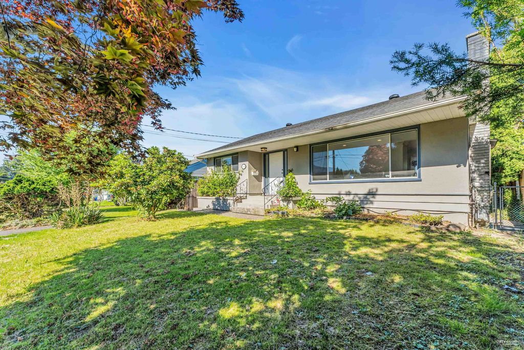 Photo of 9708 Harrison Street, Chilliwack, BC V2P 4E9 (MLS # R3100525)