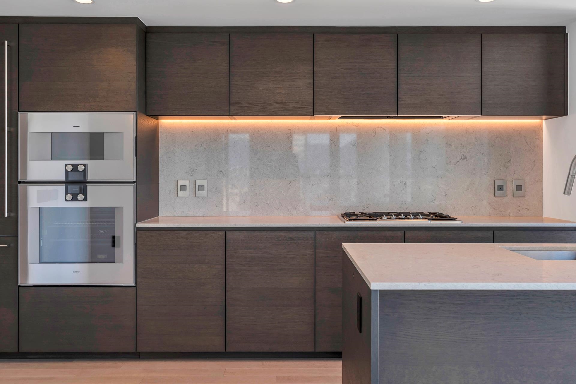 1408 Robson Street 1303