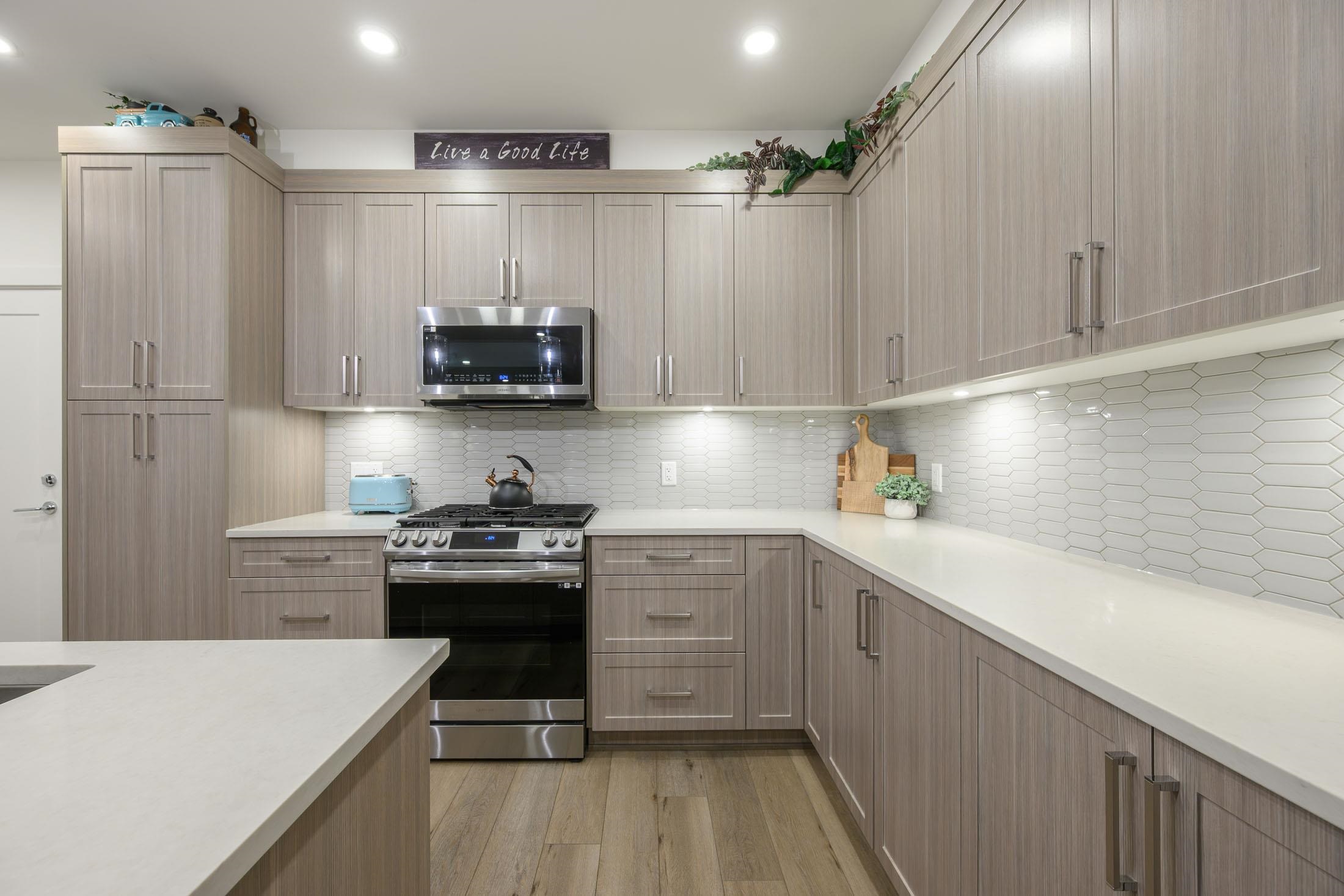 22633 Selkirk Avenue 316