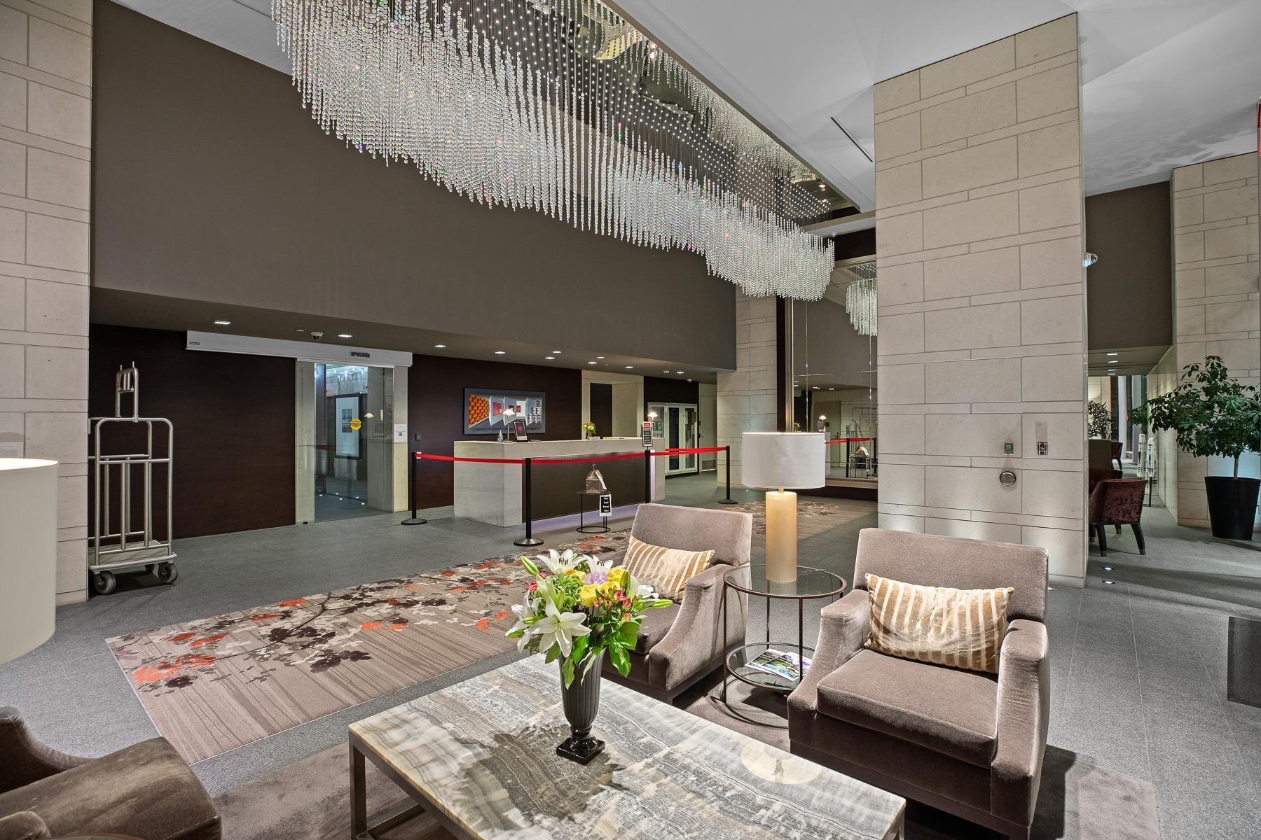 667 Howe Street 1803