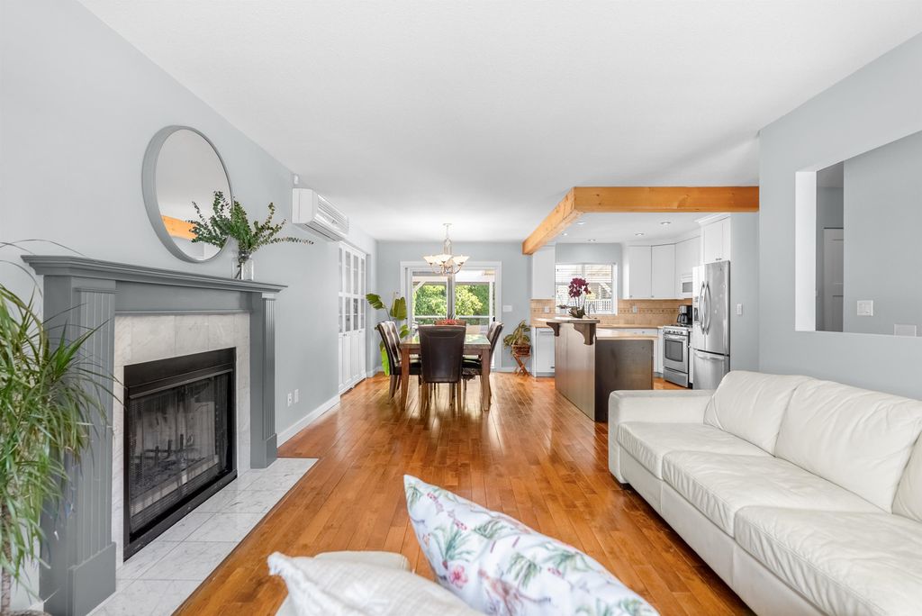 Photo of 9242 209a Crescent, Langley, BC V1M 1T5 (MLS # R3149737)