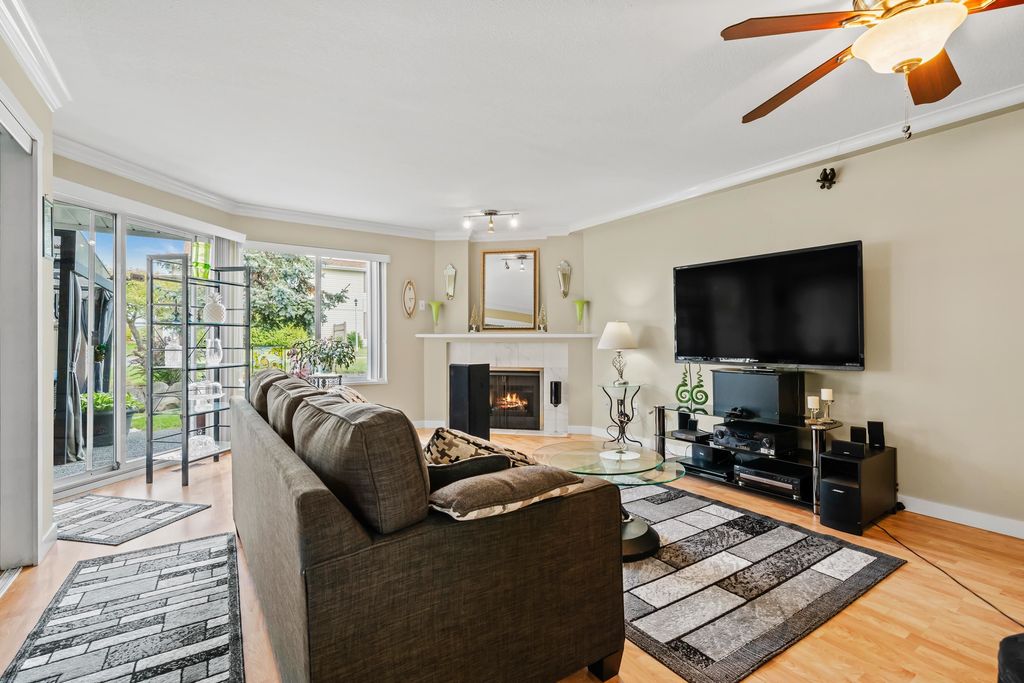 listing image 1103323950871140399