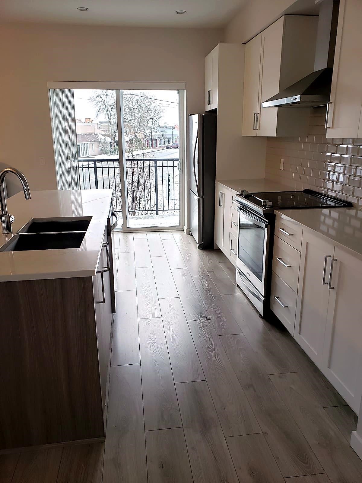 20723 Fraser Highway 1