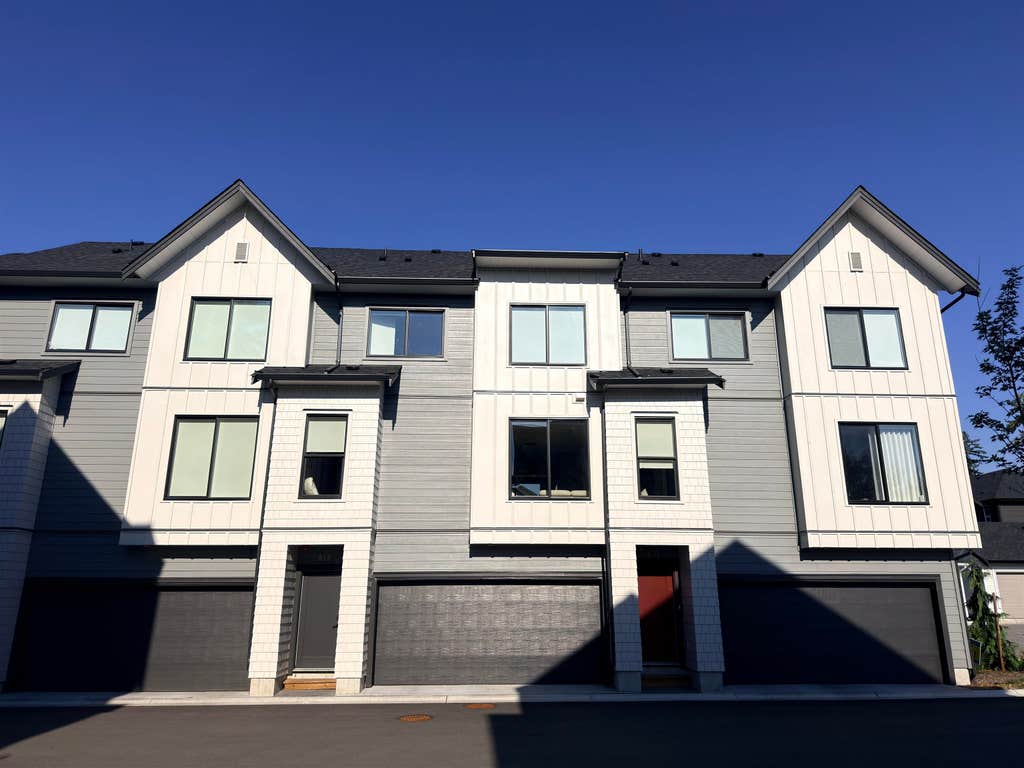 Photo of 7762 203 Street #11, Langley, BC V2Y 3Z5 (MLS # R3148151)