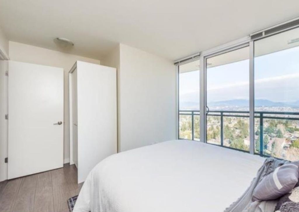 listing image 1107989251189580781