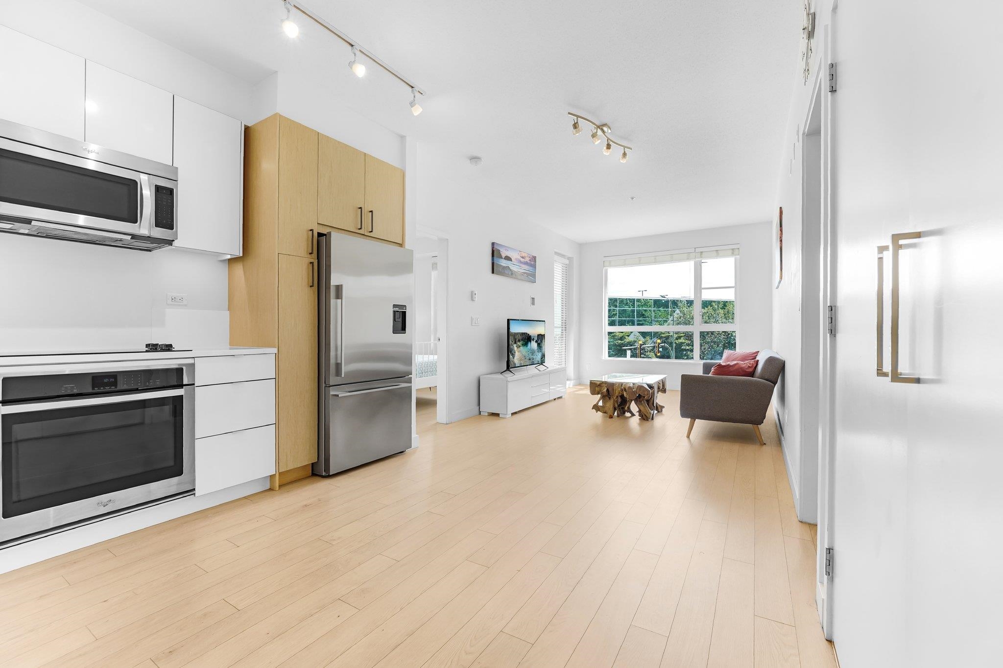 1621 Hamilton Avenue 211