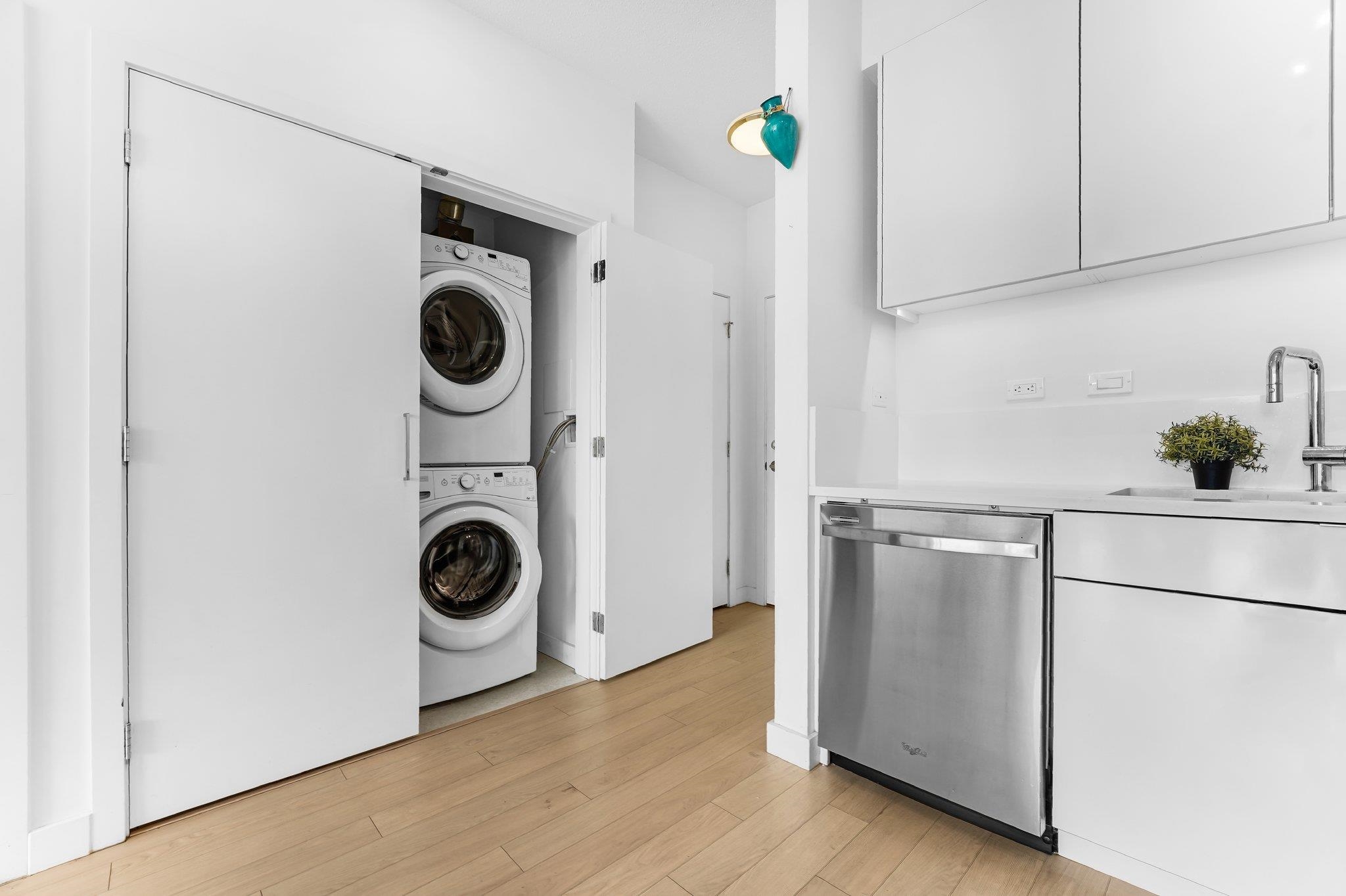 1621 Hamilton Avenue 211