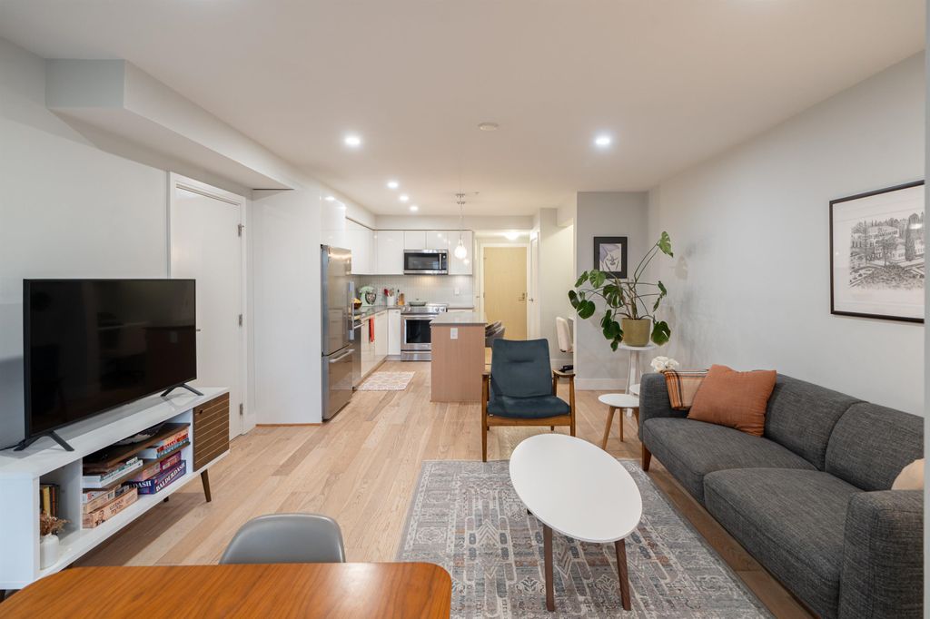 listing image 1102962633874408163