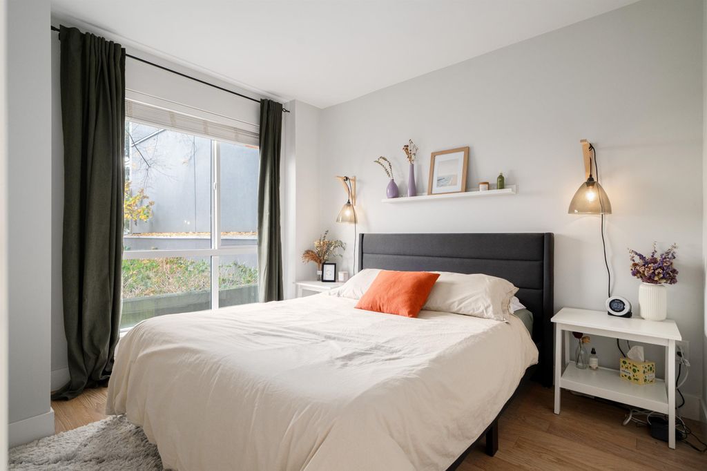 listing image 1109949868080043194