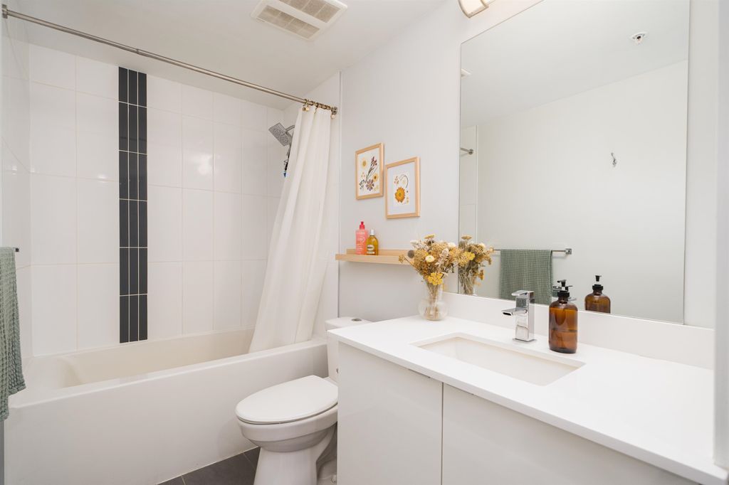 listing image 1103961051925816187