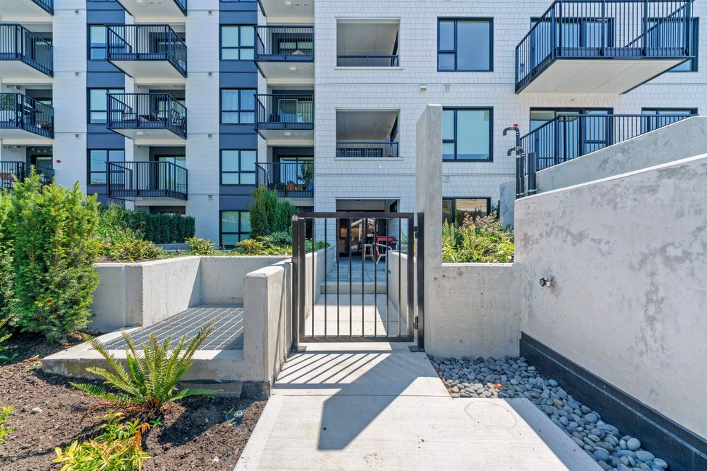 listing image 1103548064788484378