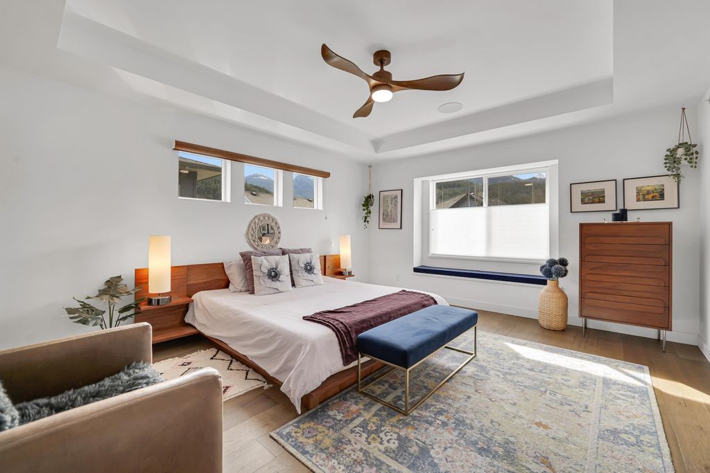 listing image 1103435040738587353