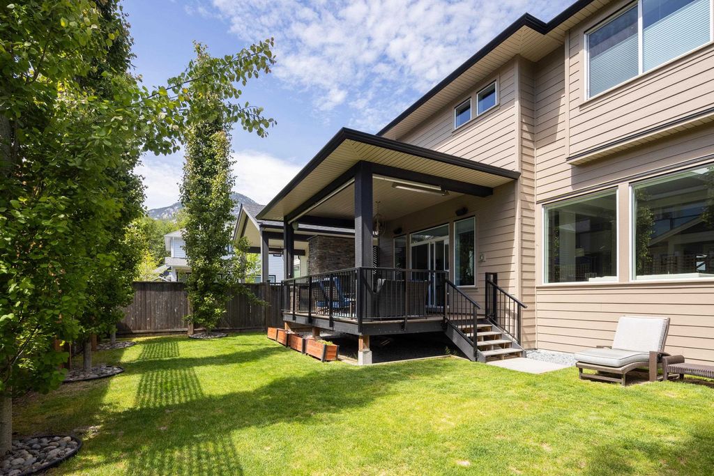 listing image 1100524021361158513