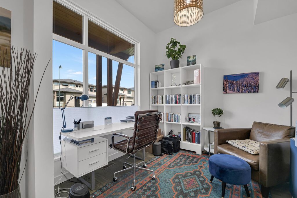 listing image 1100109833452433403