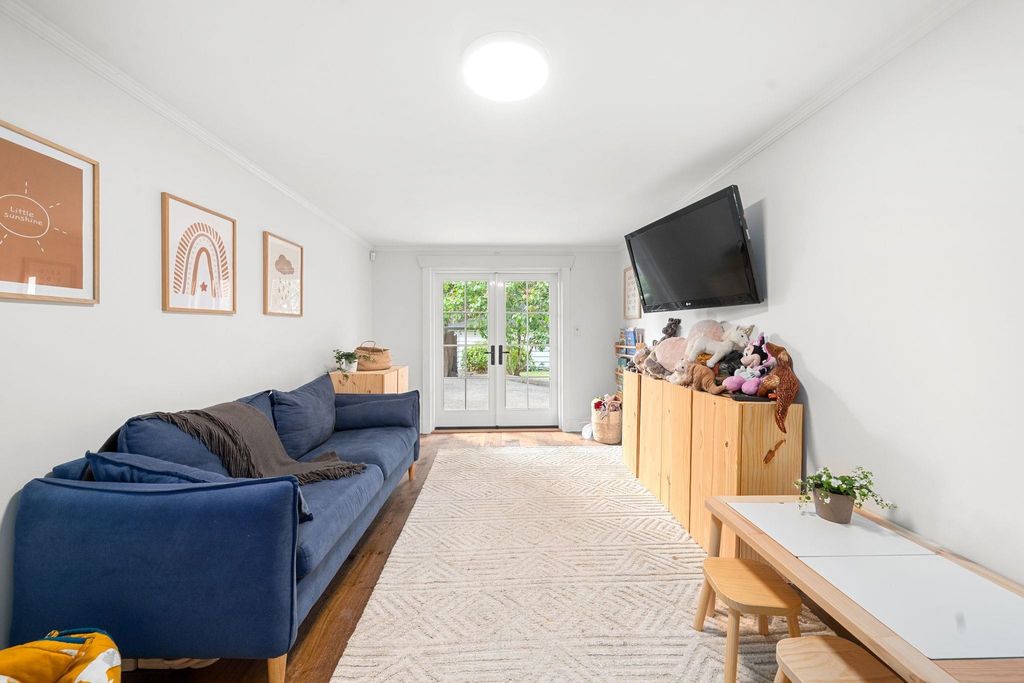listing image 1106612905529300816