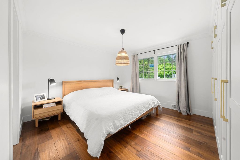 listing image 1109515567230143548