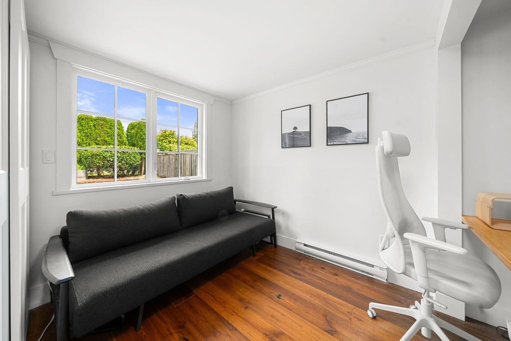 listing image 1102833433844857945