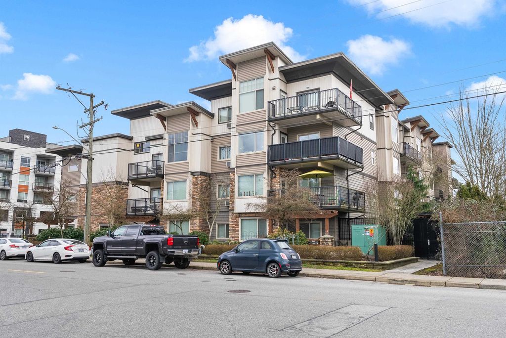 Photo of 11935 Burnett Street #402, Maple Ridge, BC V2X 9A9 (MLS # R3114926)