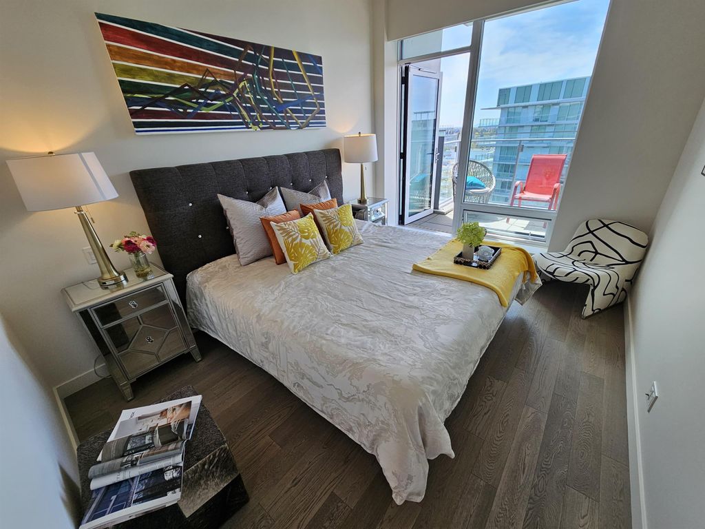 listing image 1109641193410059317