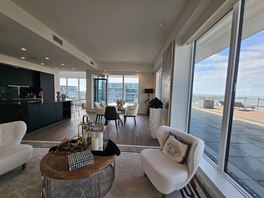 listing image 1108606215005366800