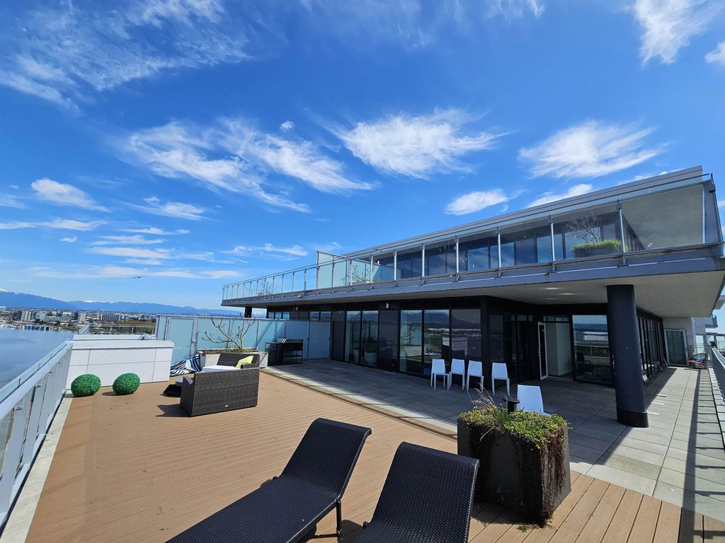 listing image 1107898109019209424
