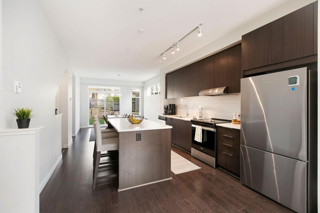 listing image 1106794297980743901