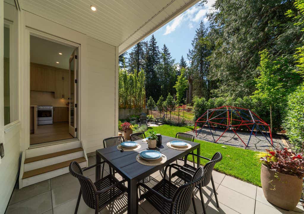 Photo of 23328 Seymour Avenue, Maple Ridge, BC V4R 0J7 (MLS # R3154945)