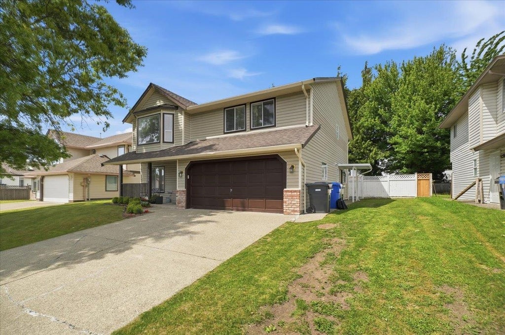Photo of 31015 Upper Maclure Road, Abbotsford, BC V2T 5J5 (MLS # R3157300)