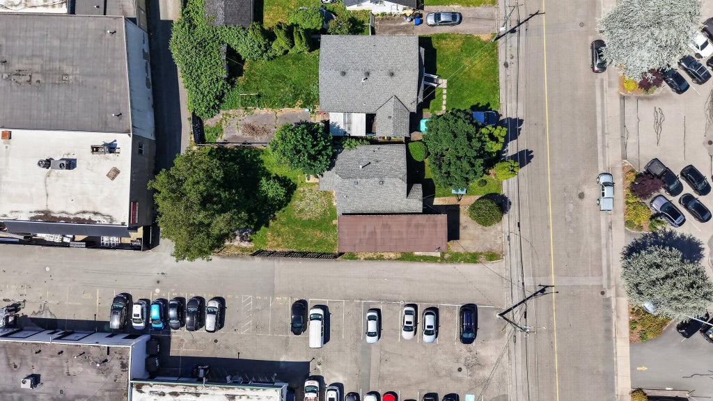 Photo of 45948 Chesterfield Avenue, Chilliwack, BC V2P 1M4 (MLS # R3165568)
