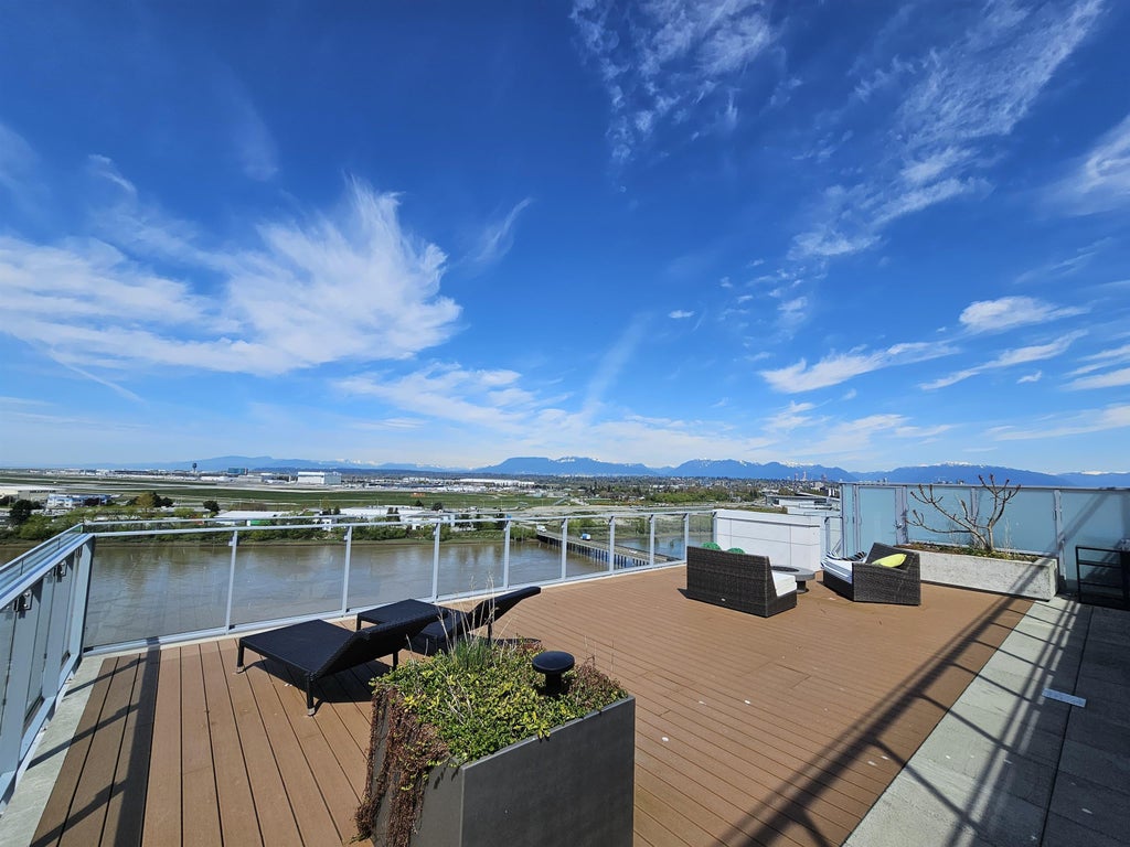 1201-6811 PEARSON WAY