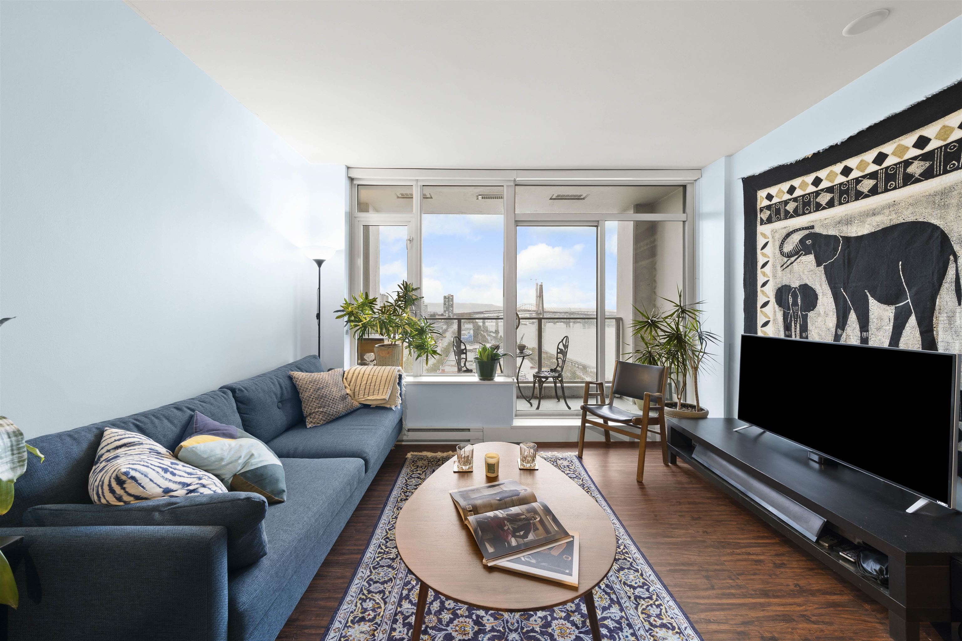 668 Columbia Street 2005