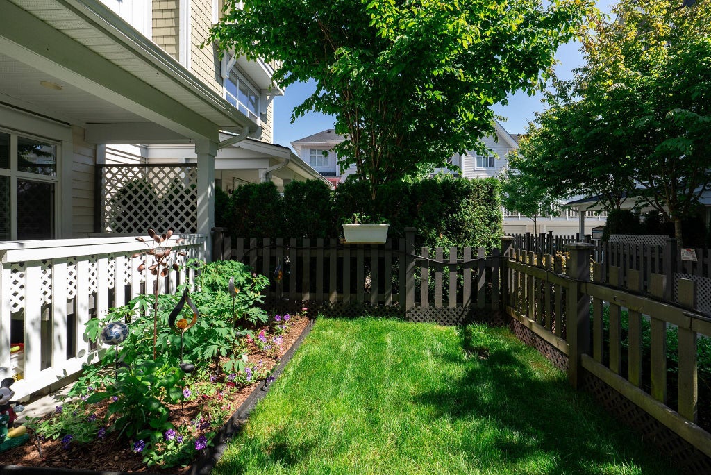 Photo of 11295 Pazarena Place #2104, Maple Ridge, BC V2X 4K9 (MLS # R3150543)