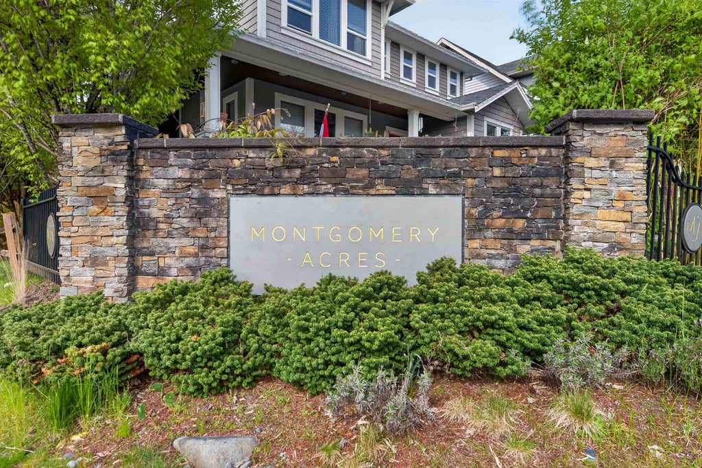 Photo of 11235 244 Street, Maple Ridge, BC V2W 0H4 (MLS # R3139441)