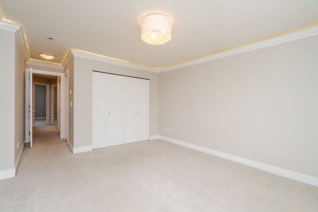 listing image 1109239830120223762