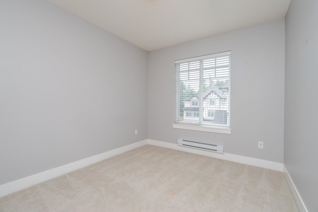 listing image 1104122284033822981